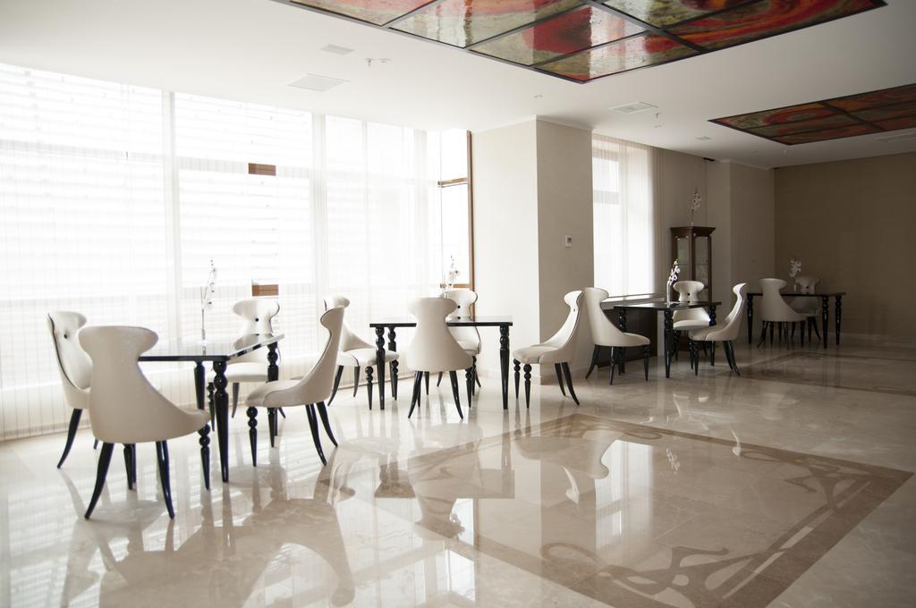 Premier Palace Spa Hotel Bucharest Exterior photo Lobby